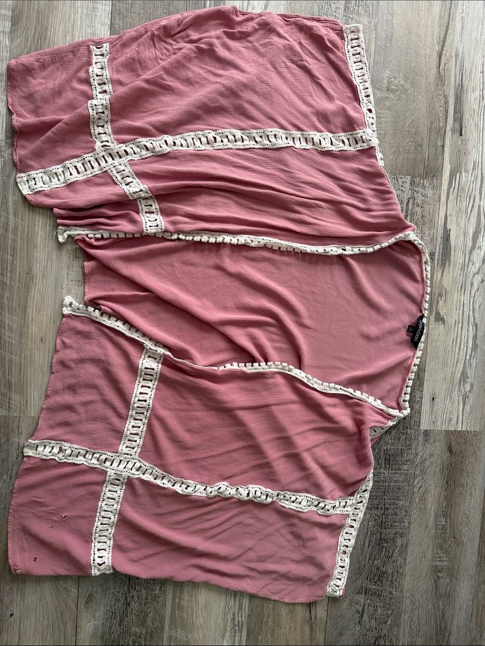 Davi & Dani Rose Pink kimono with Ivory Crochet Edge
